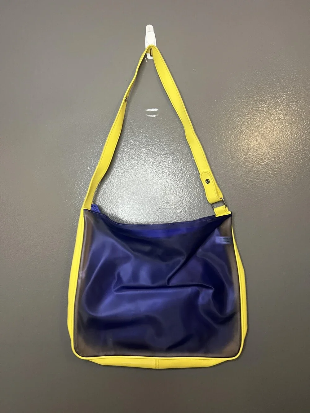 Clinique Shoulder Bag Womens One Size Yellow Blue Vinyl Tote Purse Logo Cosmetic
